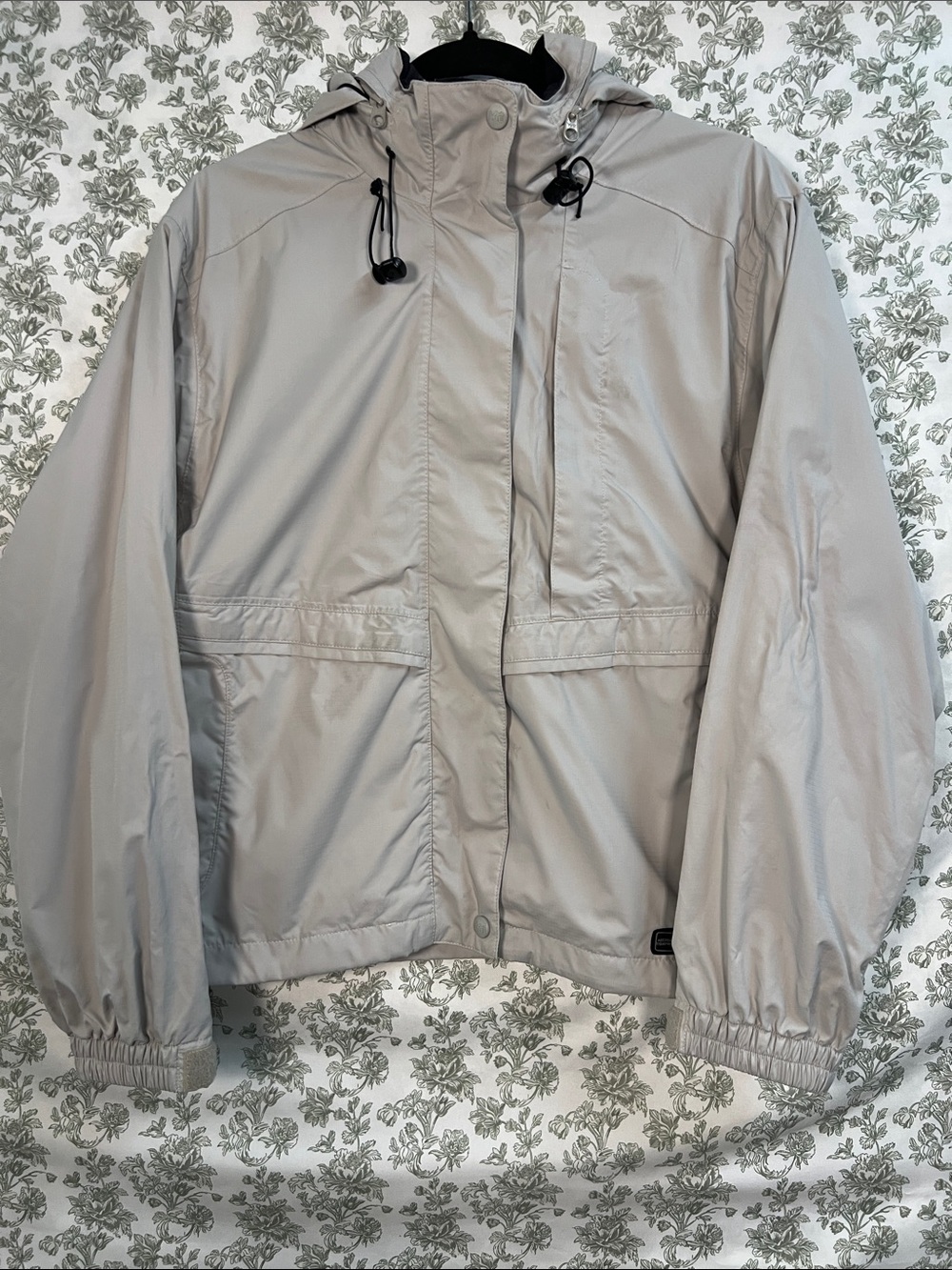 REI Elements Gray Vintage Rain Jacket Women's S READ DESCRIPTION